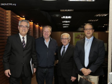  I Encontro Estadual de M&eacute;dicos Veterin&aacute;rios das Prefeituras do Paran&aacute;